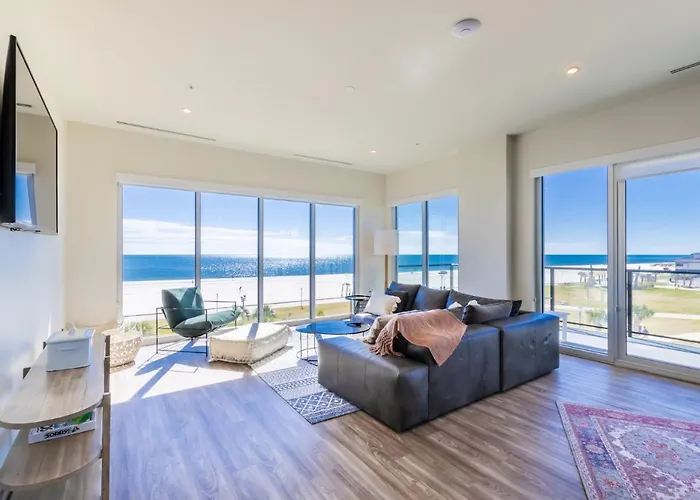 Holiday home Luxury 4 Bedroom Gulf View With Modern Appliances! Right Next To The Hangout!